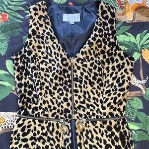 Cache Leopard Print Vest😍